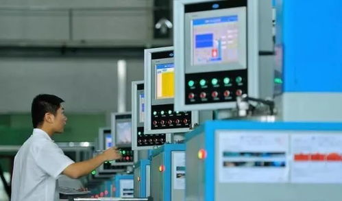 全國(guó)政協(xié)委員 藍(lán)思科技董事長(zhǎng)周群飛提出的這個(gè) 聯(lián)名建議 ,意義重大